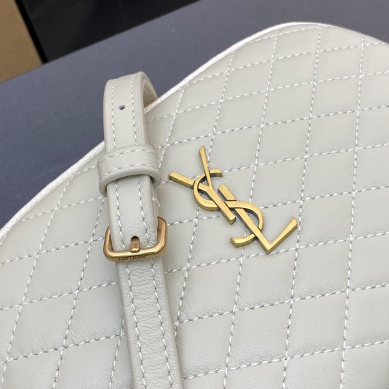 Yves Saint Laurent D886520 Yves Saint Laurent D886520