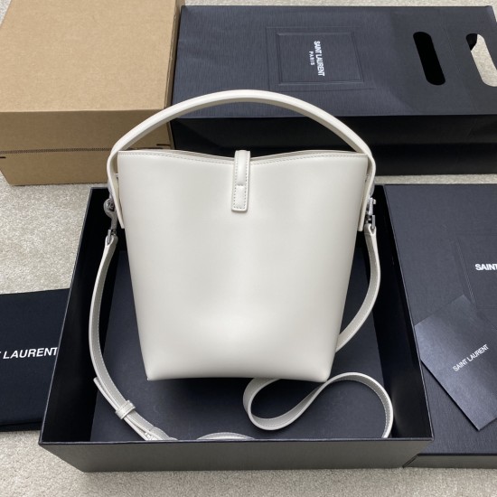 Yves Saint Laurent D886730 Yves Saint Laurent D886730