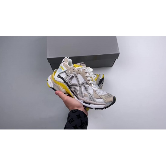 BALENCIAGA RUNNER 7.5 BALENCIAGA RUNNER 7.5