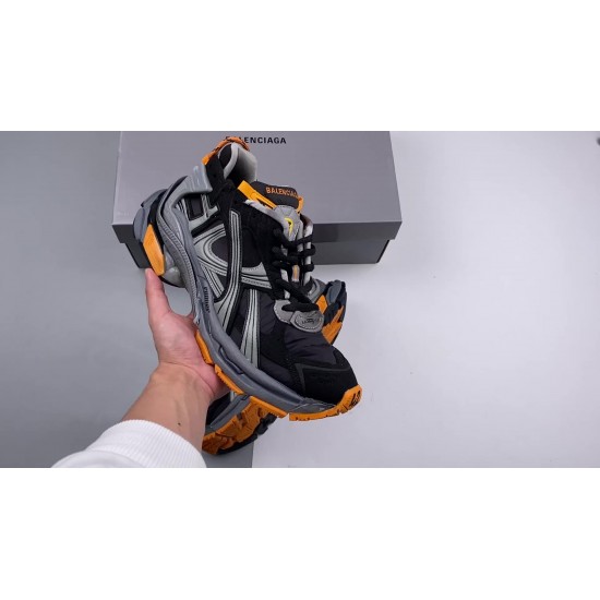 BALENCIAGA RUNNER 7.5 BALENCIAGA RUNNER 7.5