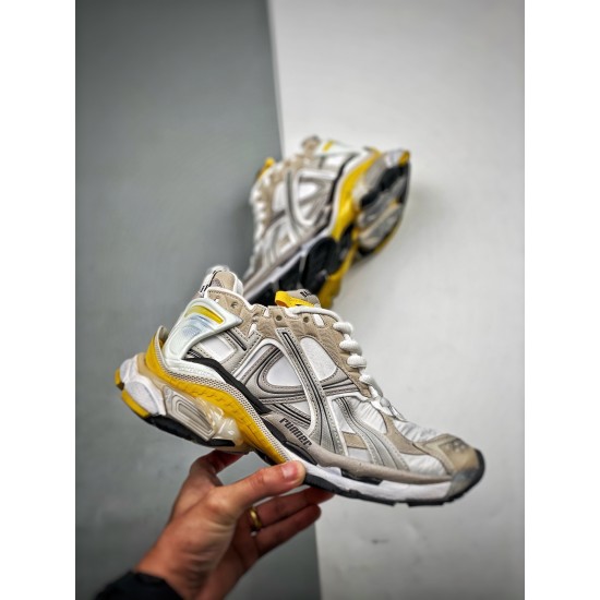 BALENCIAGA RUNNER 7.5 BALENCIAGA RUNNER 7.5