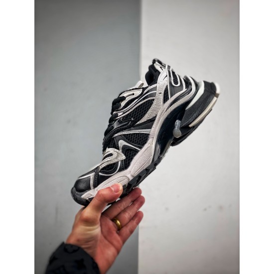 BALENCIAGA RUNNER 8 BALENCIAGA RUNNER 8