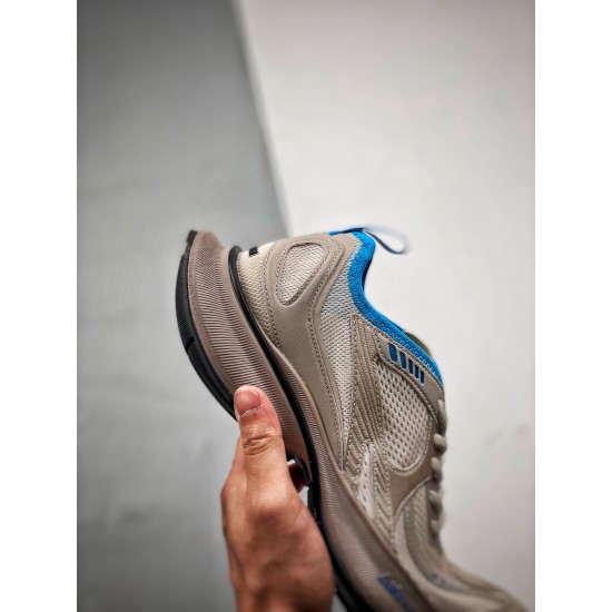 BALENCIAGA CIRCUIT SNEAKERS 12.5 BALENCIAGA CIRCUIT SNEAKERS 12.5
