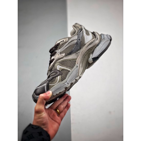 BALENCIAGA RUNNER 8 BALENCIAGA RUNNER 8