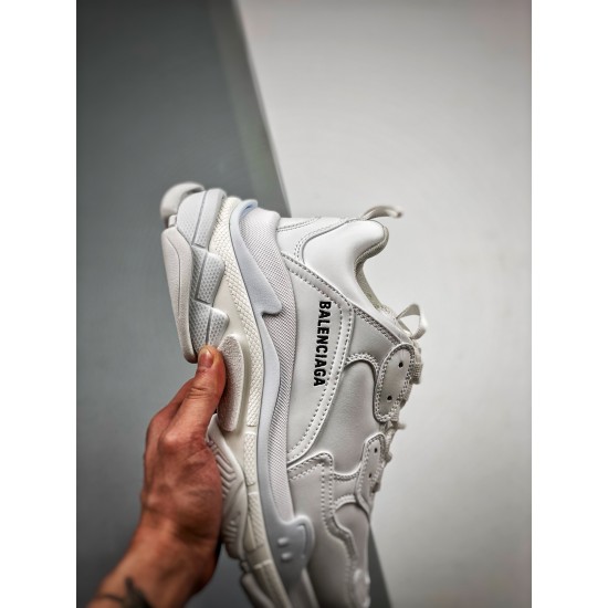 BALENCIAGA Triple S BALENCIAGA Triple S