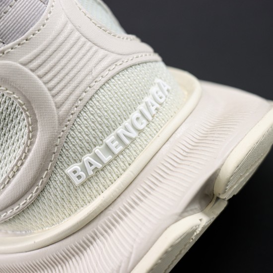 BALENCIAGA CIRCUIT SNEAKERS 12.5 BALENCIAGA CIRCUIT SNEAKERS 12.5