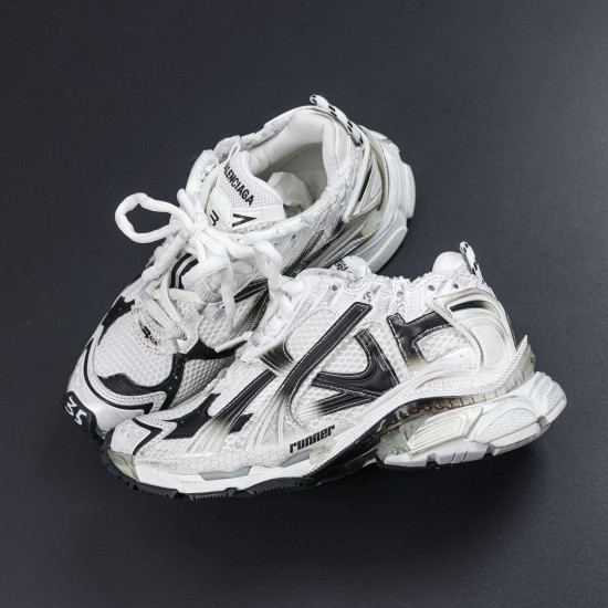 BALENCIAGA RUNNER BALENCIAGA RUNNER