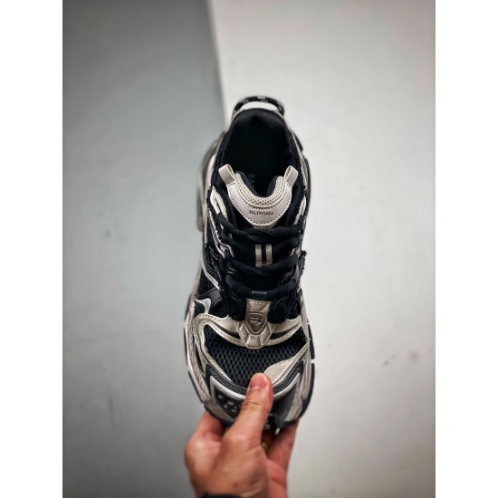 BALENCIAGA RUNNER 8 BALENCIAGA RUNNER 8