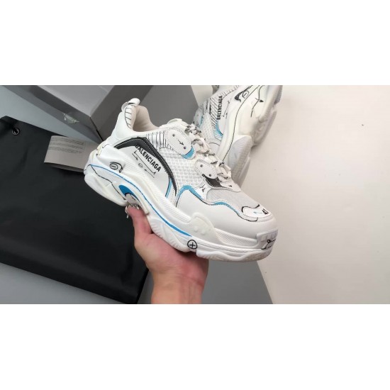 BALENCIAGA Triple S BALENCIAGA Triple S