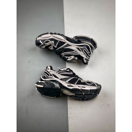 BALENCIAGA RUNNER 8 BALENCIAGA RUNNER 8