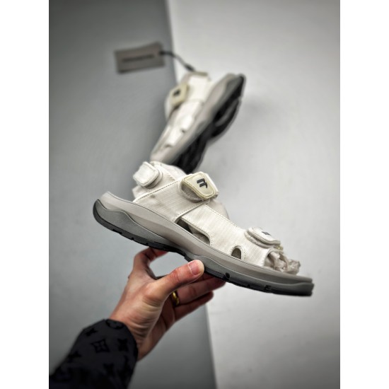 BALENCIAGA TOURIST BALENCIAGA TOURIST