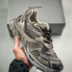 BALENCIAGA RUNNER 8