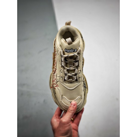 BALENCIAGA Triple S BALENCIAGA Triple S