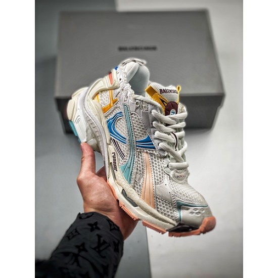 BALENCIAGA RUNNER 7.5 BALENCIAGA RUNNER 7.5