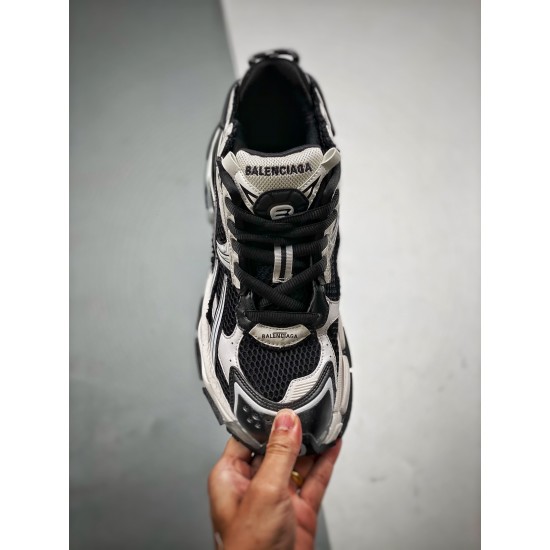 BALENCIAGA RUNNER 7.5 BALENCIAGA RUNNER 7.5