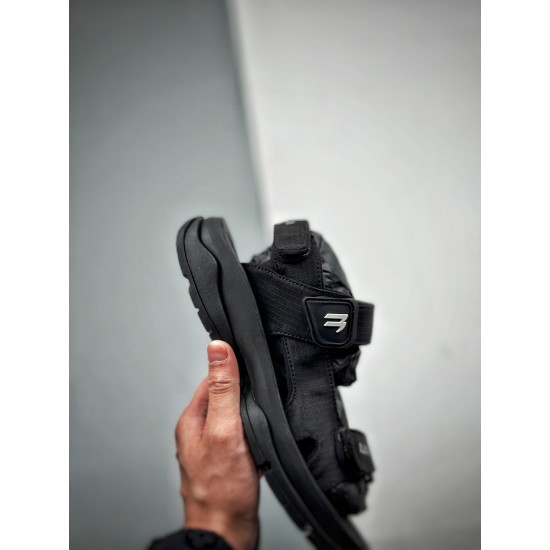 BALENCIAGA TOURIST BALENCIAGA TOURIST