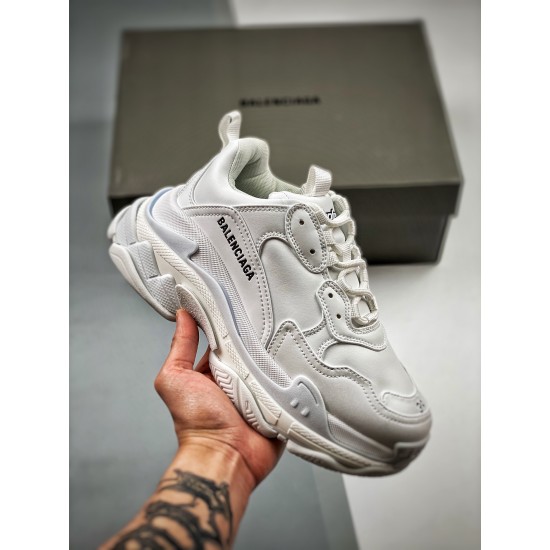 BALENCIAGA Triple S BALENCIAGA Triple S