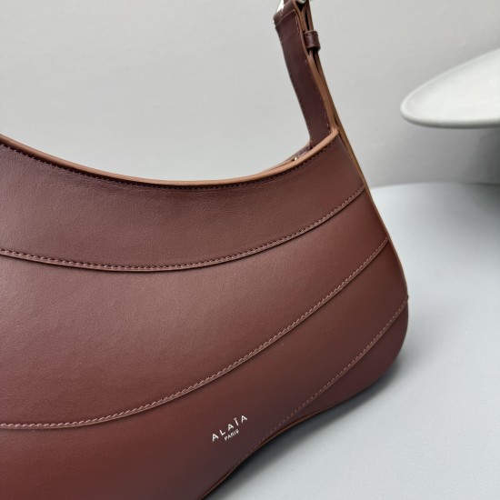 ALAIA 17 ALAIA 17