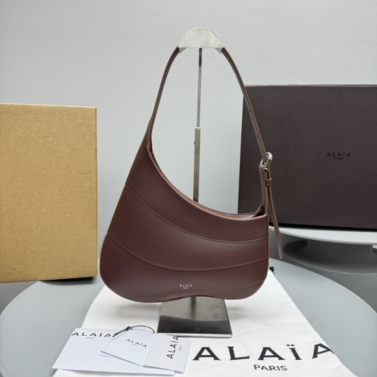 ALAIA 17 ALAIA 17