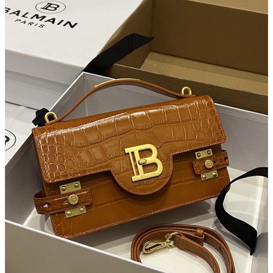 BALMAIN 17 BALMAIN 17
