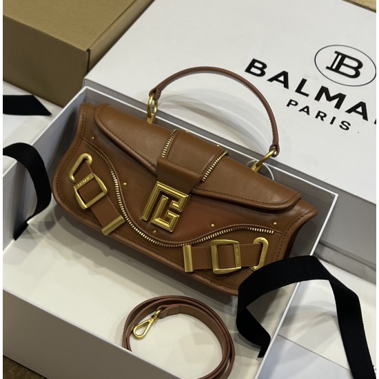 BALMAIN 04 BALMAIN 04