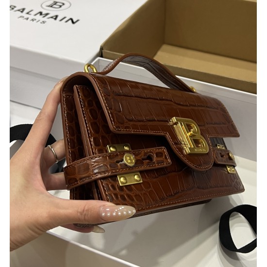 BALMAIN 19 BALMAIN 19