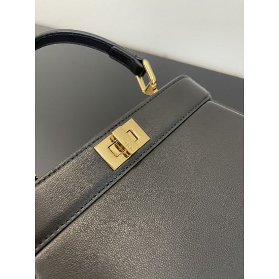 Fendi  0083