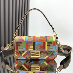 Fendi  0112