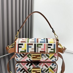 Fendi  0106