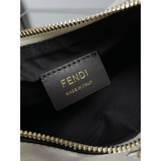 Fendi  0093