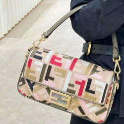 Fendi  0102