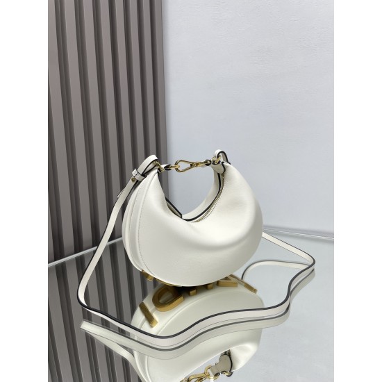 Fendi  0093