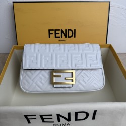 Fendi  0021