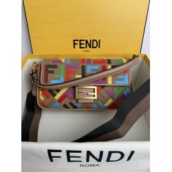 Fendi  0032