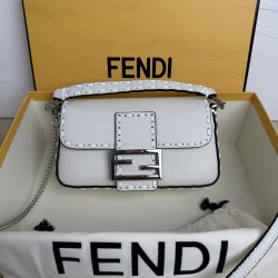 Fendi  0040
