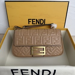Fendi  0023