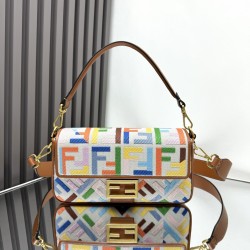 Fendi  0114