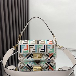 Fendi  0109