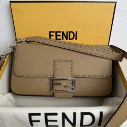 Fendi  0019