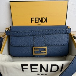 Fendi  0015