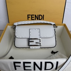 Fendi  0040