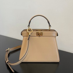 Fendi  0082