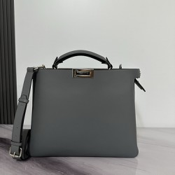Fendi  0100