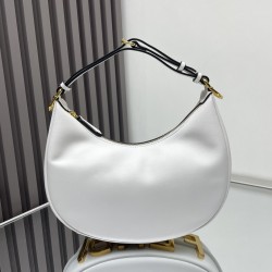 Fendi  0090