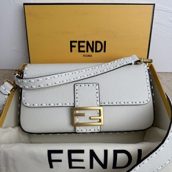 Fendi  0017