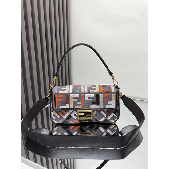 Fendi 0110 Fendi 0110