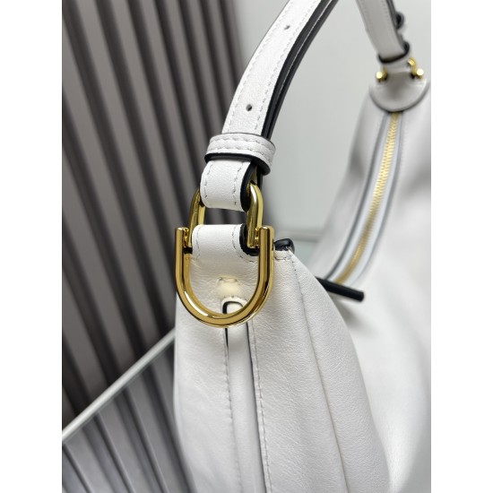 Fendi  0090