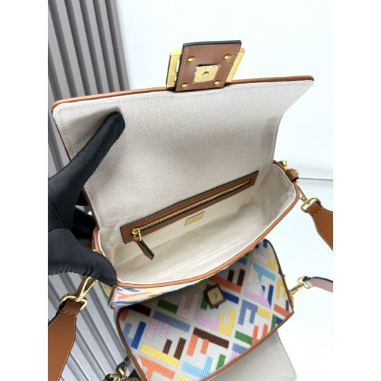 Fendi  0114