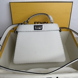 Fendi  0000