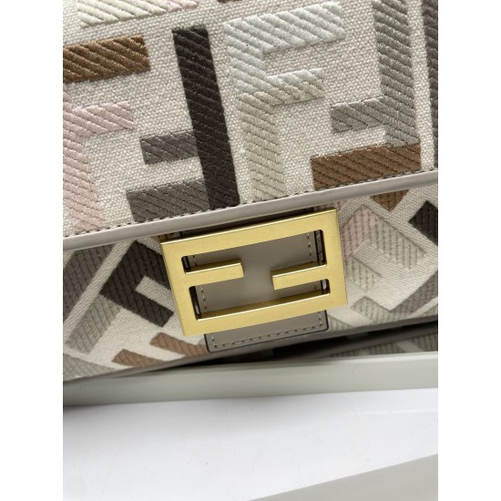 Fendi 0111 Fendi 0111